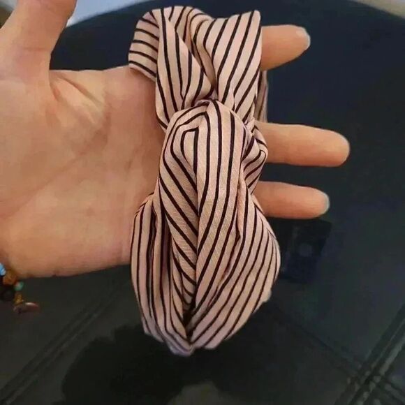 L. Erickson Women's Rose & Black Striped Polyester Franceluxe Headband NEW NWT - Picture 4 of 5